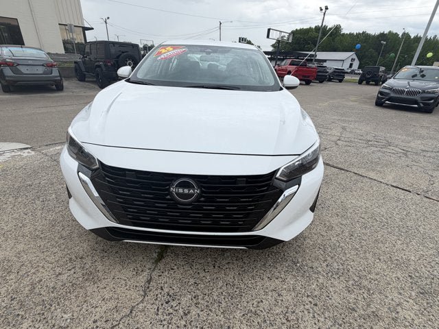 Used 2025 Nissan Sentra S FWD image 2