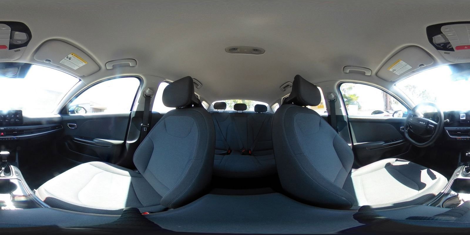 Used 2025 Kia K4 FWD image 42