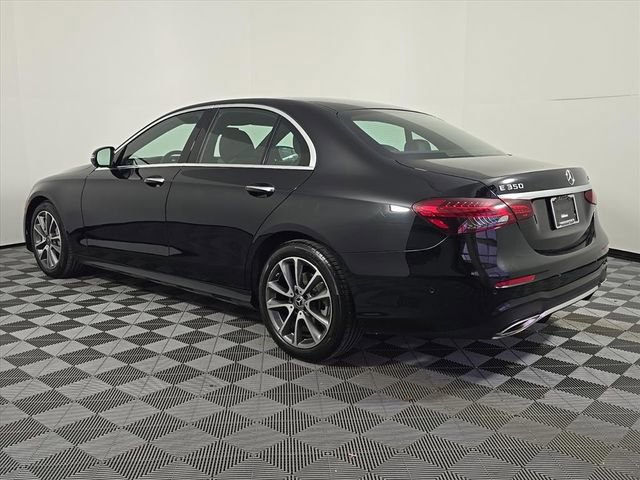 Used 2023 Mercedes-Benz E 350 E 350 image 3
