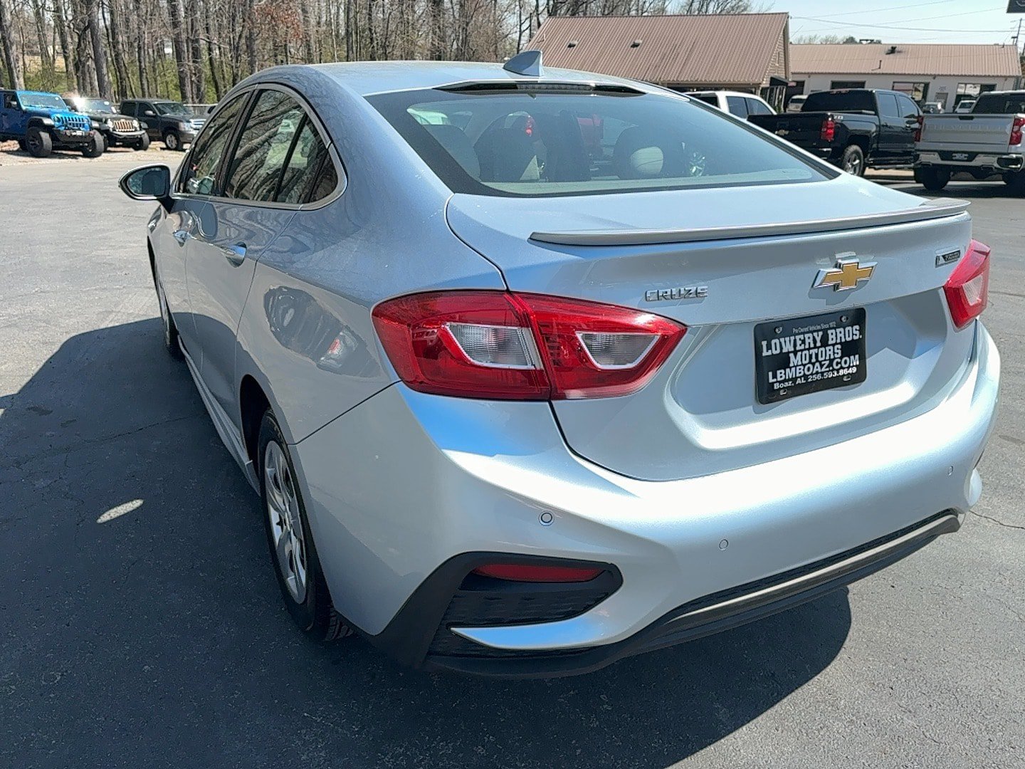 Used 2017 Chevrolet Cruze Premier FWD image 7