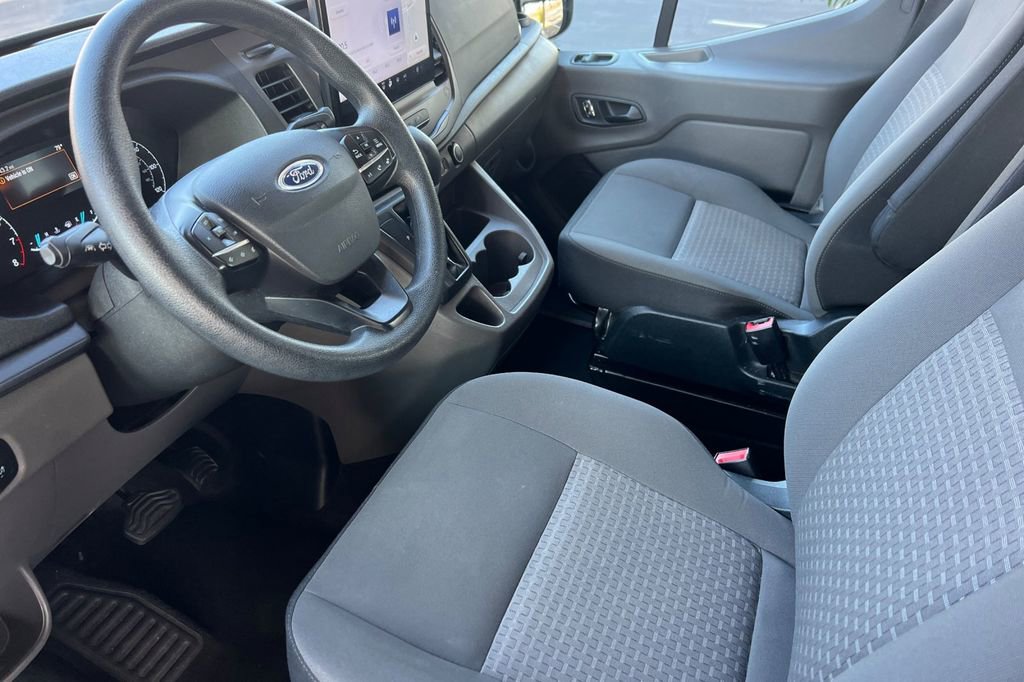 Used 2022 Ford Transit 350 XLT image 5