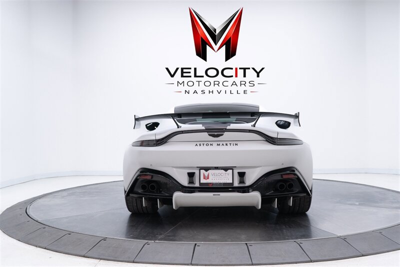 Used 2023 Aston Martin V8 Vantage Coupe RWD image 7