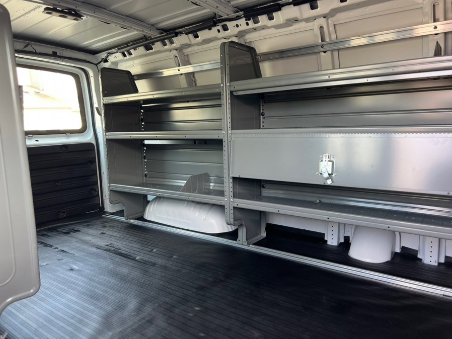Used 2023 GMC Savana 2500 w/ Driver Convenience Package image 28