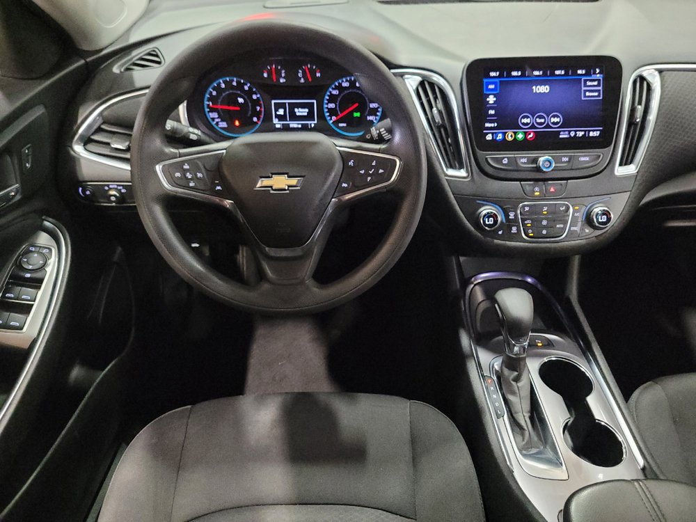 Used 2021 Chevrolet Malibu LT FWD image 22