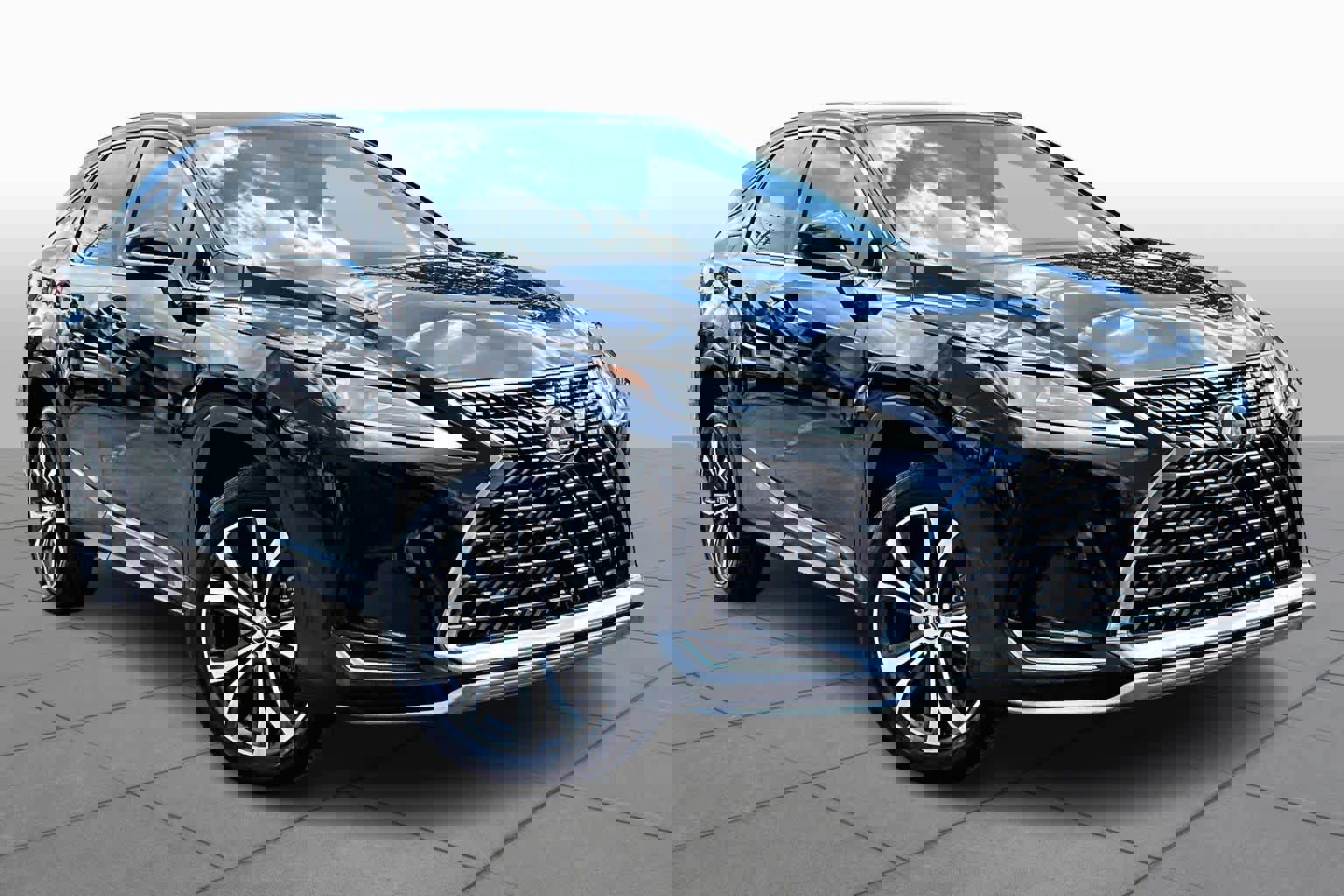 Used 2021 Lexus RX 350 FWD w/ Premium Package image 3