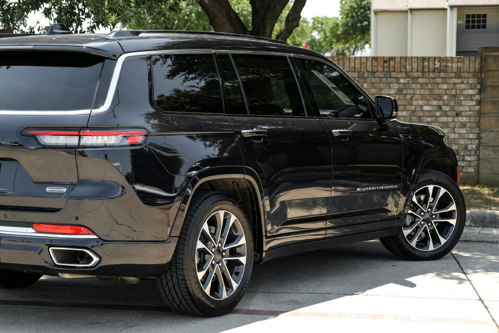 Used 2023 Jeep Grand Cherokee L Overland AWD/4WD image 18