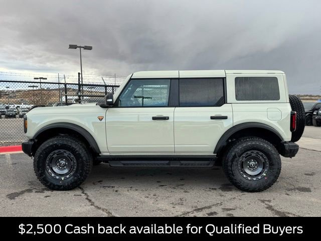 New 2025 Ford Bronco Badlands image 2
