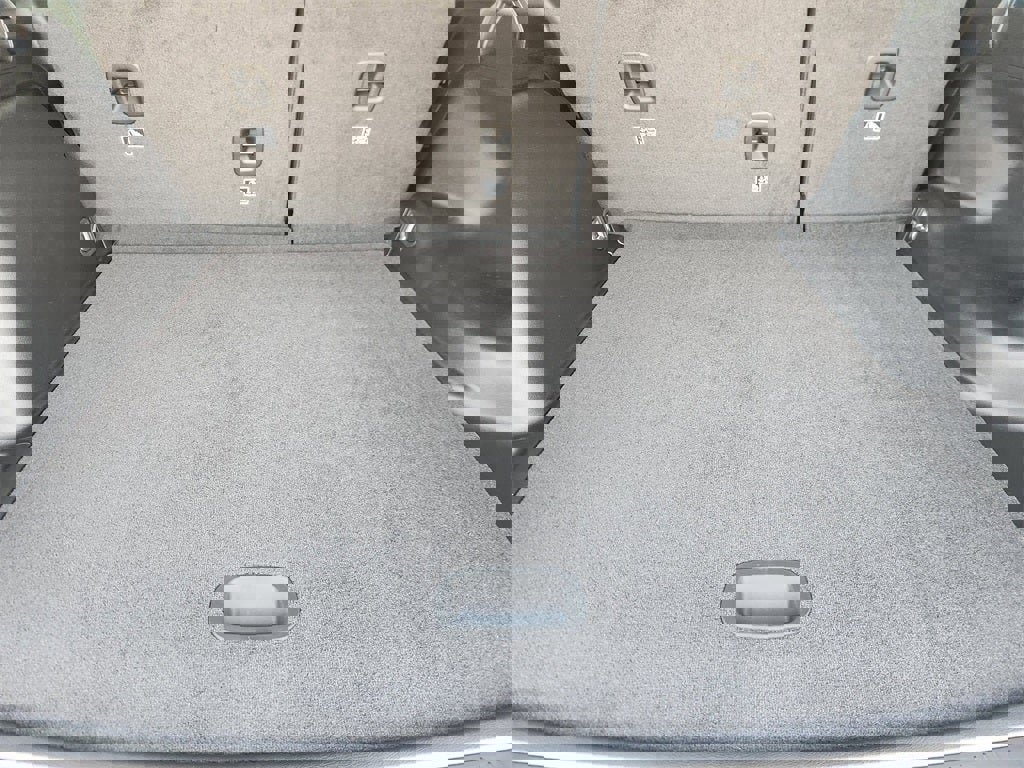 New 2025 Jeep Grand Cherokee Altitude image 22