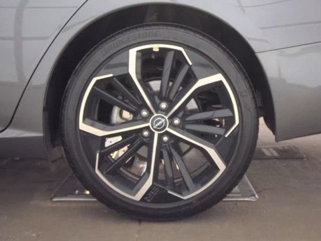 Used 2025 Nissan Altima 2.5 SR AWD/4WD image 23