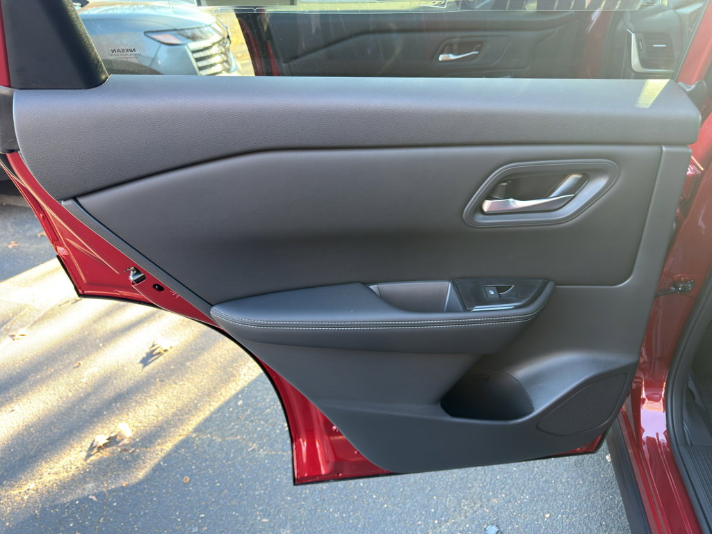 New 2026 Nissan Rogue SV image 28