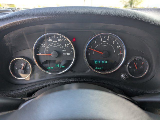 Used 2015 Jeep Wrangler Unlimited Sahara AWD/4WD image 12