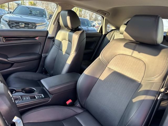 Used 2022 Honda Civic EX-L image 16