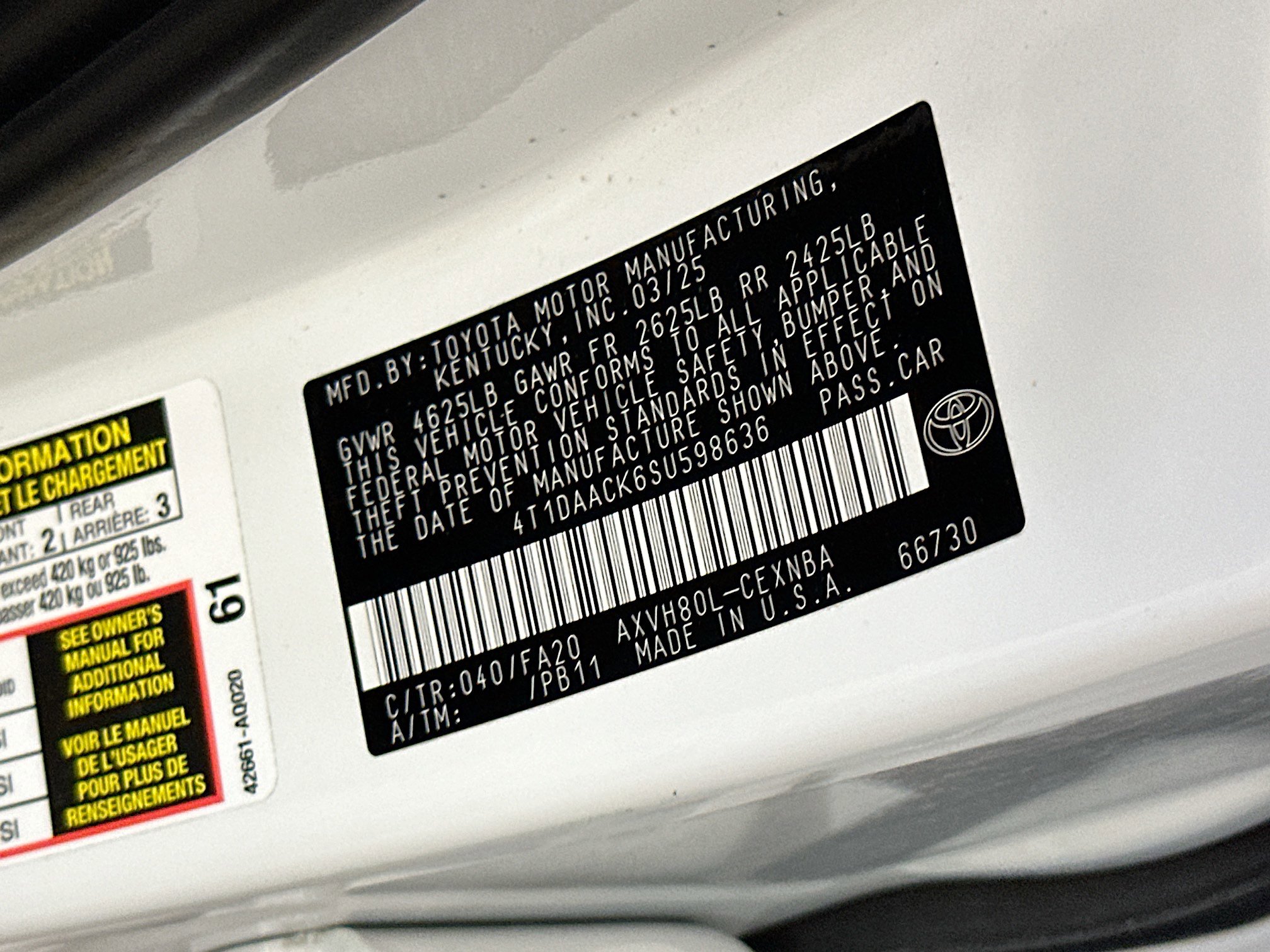 Used 2025 Toyota Camry LE image 12