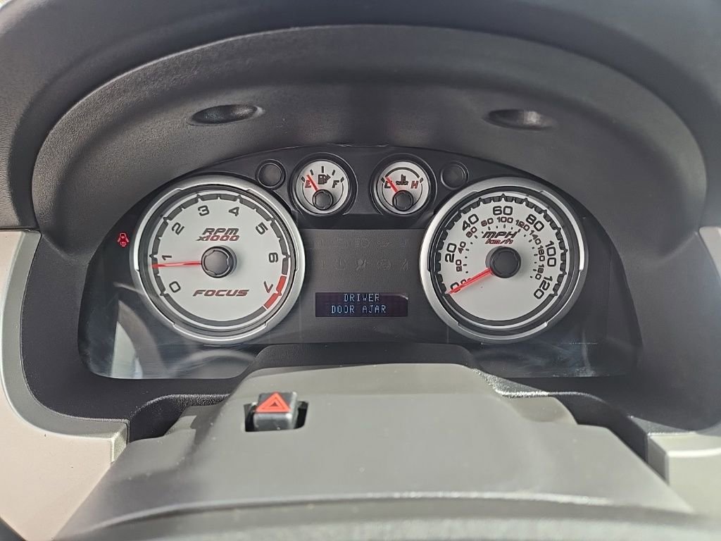 Used 2009 Ford Focus SEL image 21