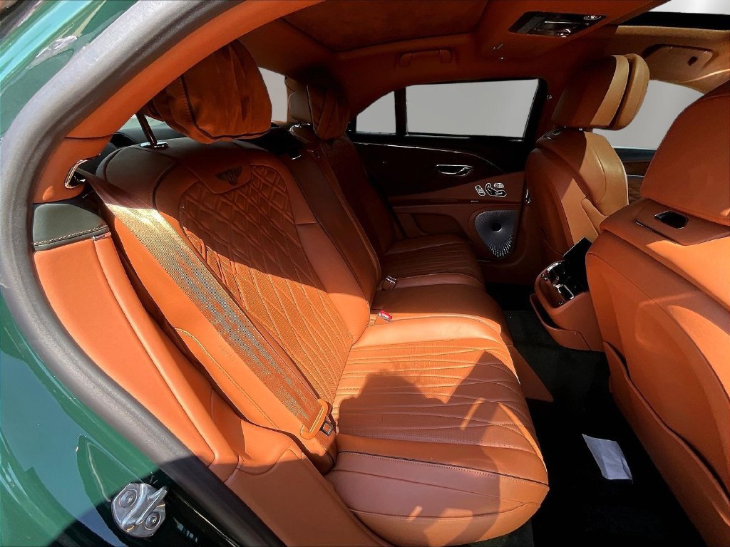 Used 2022 Bentley Flying Spur V8 AWD/4WD image 25