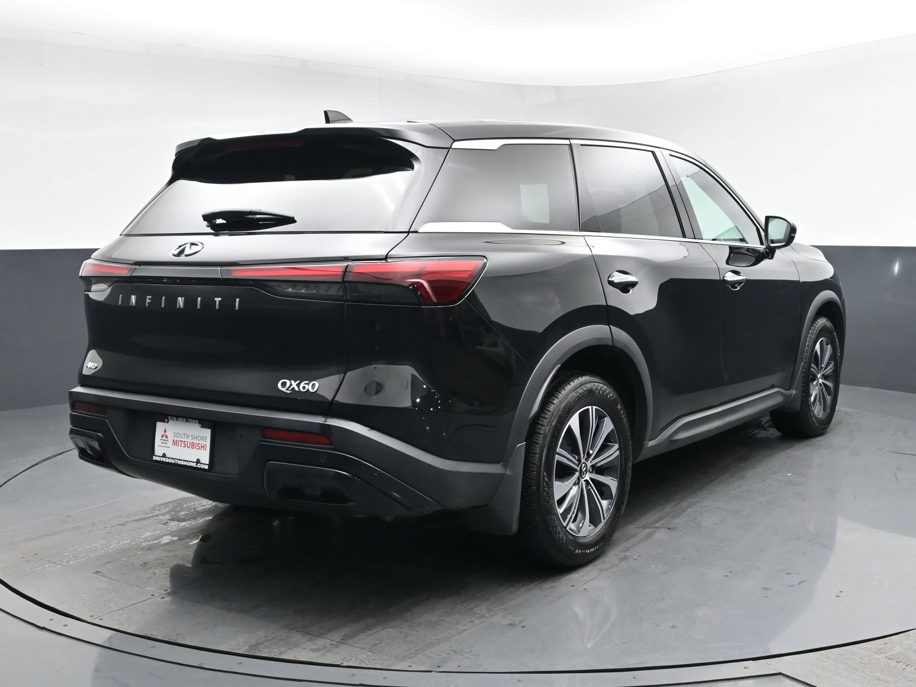 Used 2023 INFINITI QX60 Pure image 21