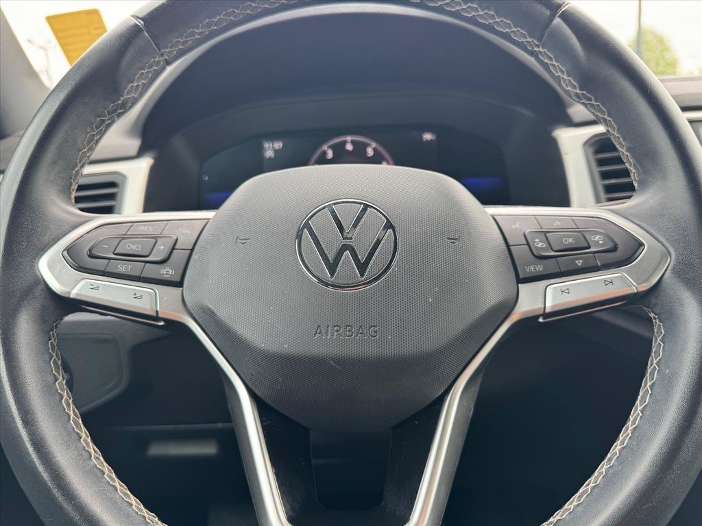Used 2022 Volkswagen Atlas Cross Sport SE FWD image 16