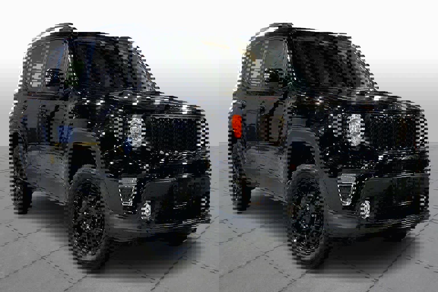 Used 2020 Jeep Renegade Altitude image 4