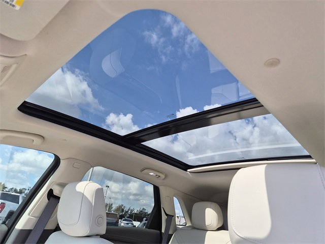 Certified 2024 Cadillac XT5 Premium Luxury w/ Technology Package image 18