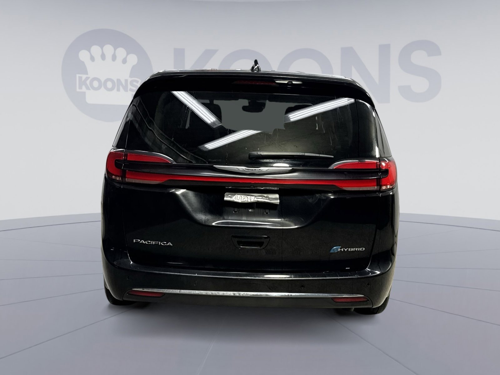 Used 2024 Chrysler Pacifica Select image 11