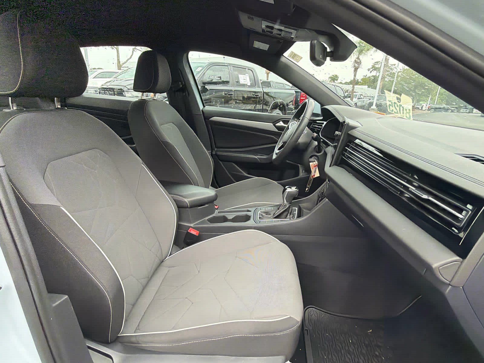 Used 2026 Volkswagen Jetta Sport FWD image 18