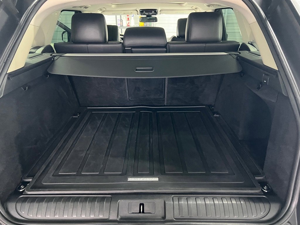 Used 2016 Land Rover Range Rover Sport Supercharged image 59