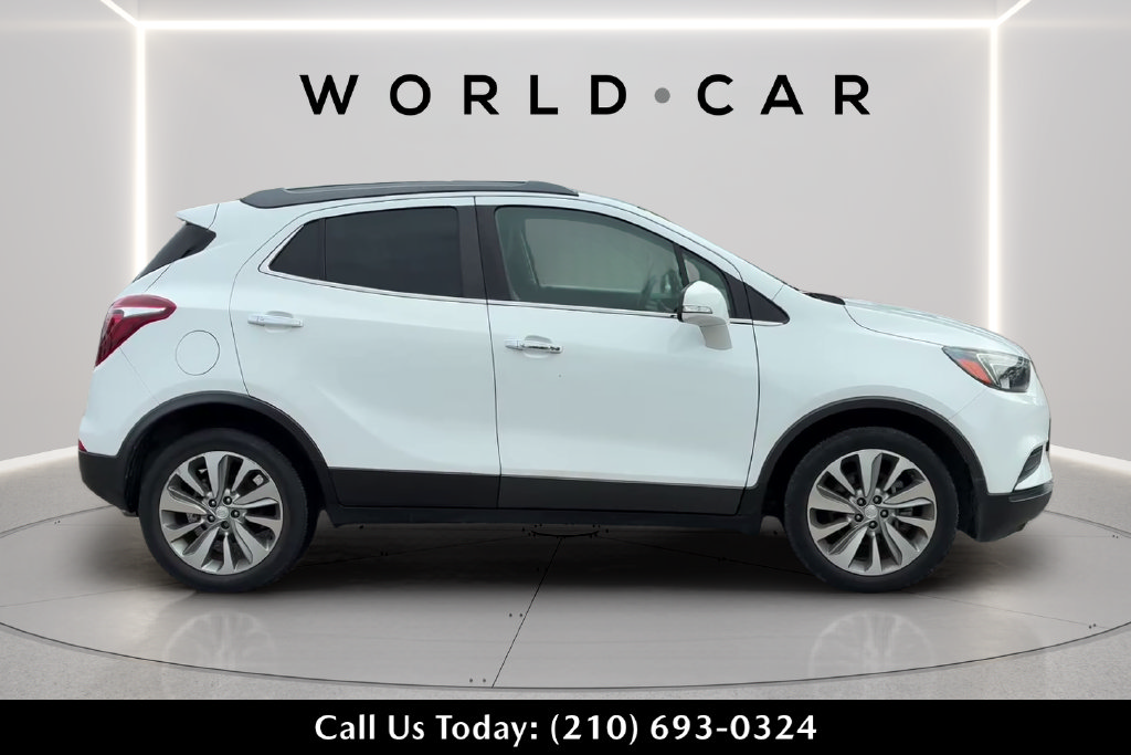 Used 2017 Buick Encore Preferred FWD image 2