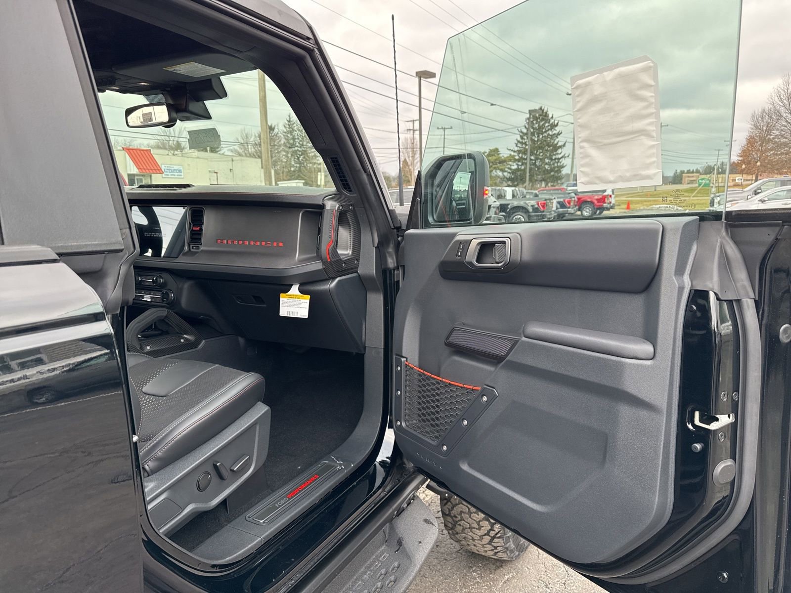 New 2025 Ford Bronco Raptor w/ Interior Carbon Fiber Pack image 28