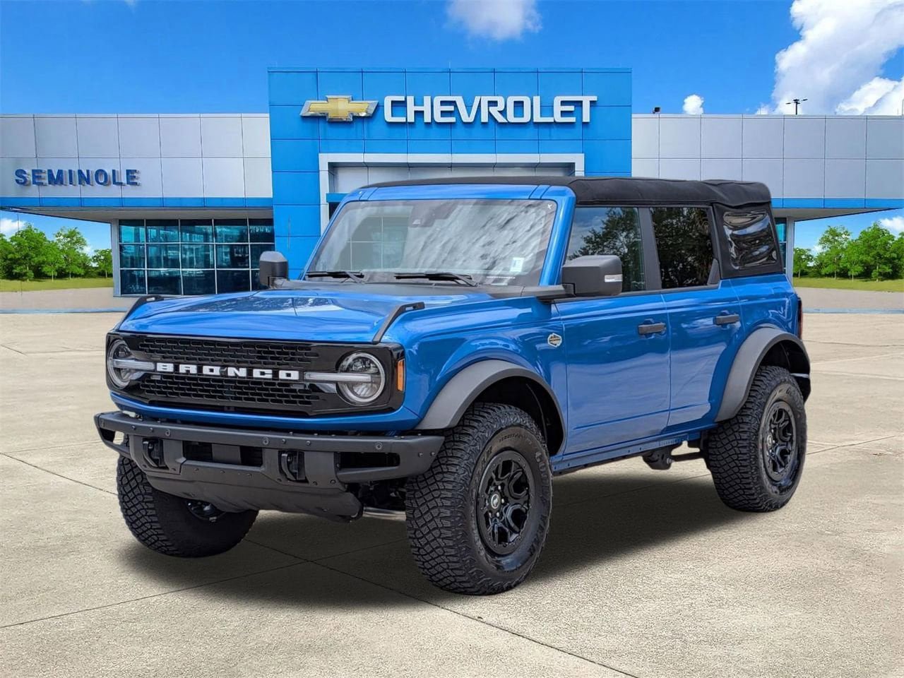 Used 2024 Ford Bronco Wildtrak AWD/4WD image 2