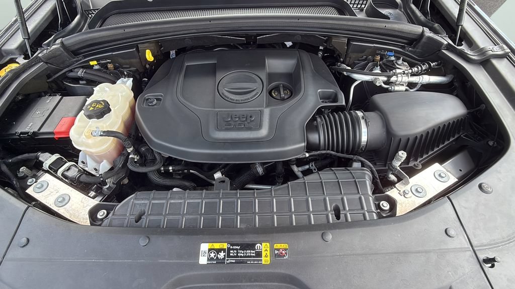 Used 2022 Jeep Grand Cherokee Overland AWD/4WD image 20