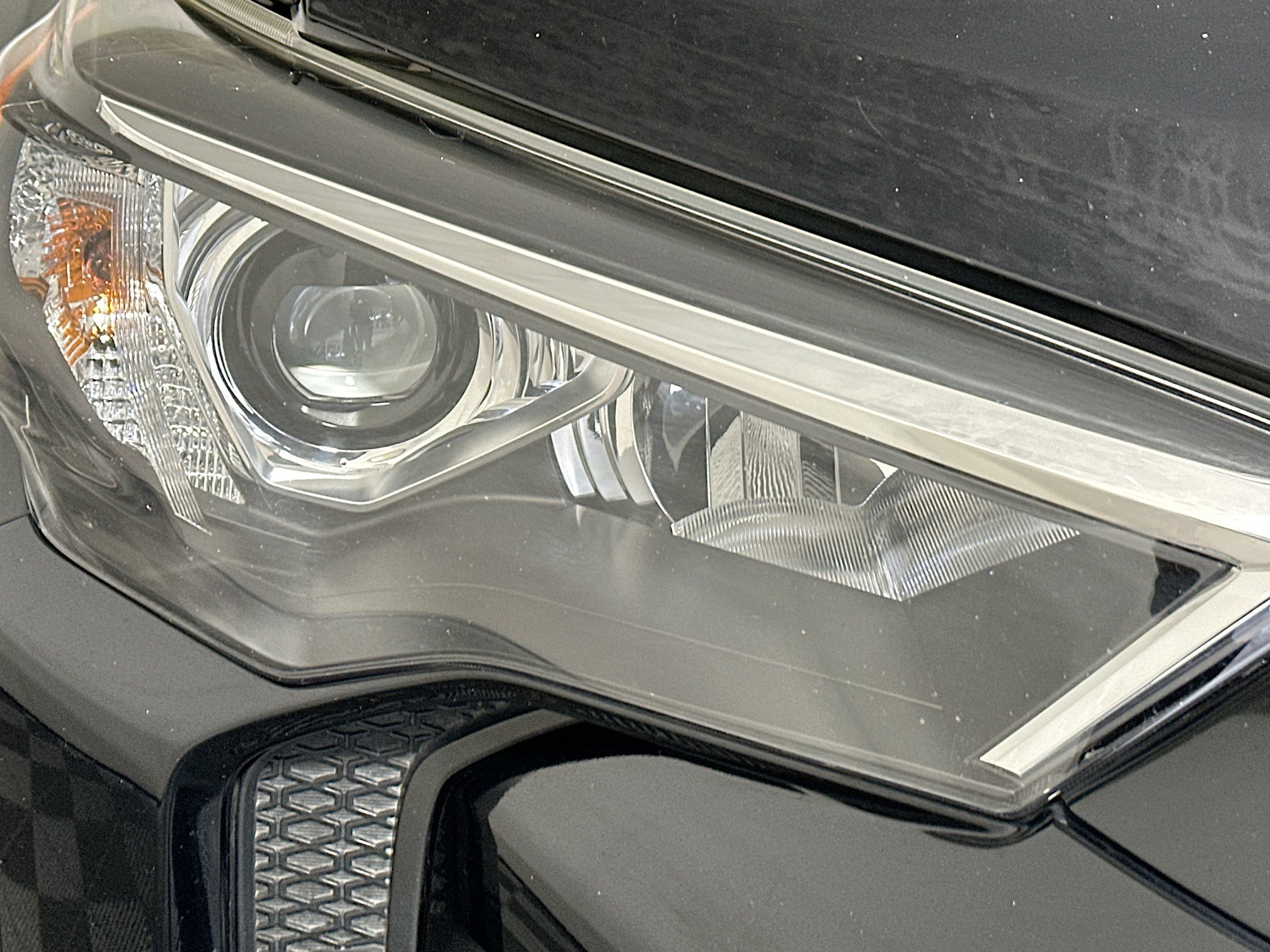Used 2021 Toyota 4Runner SR5 Premium w/ Moonroof Package RWD image 9