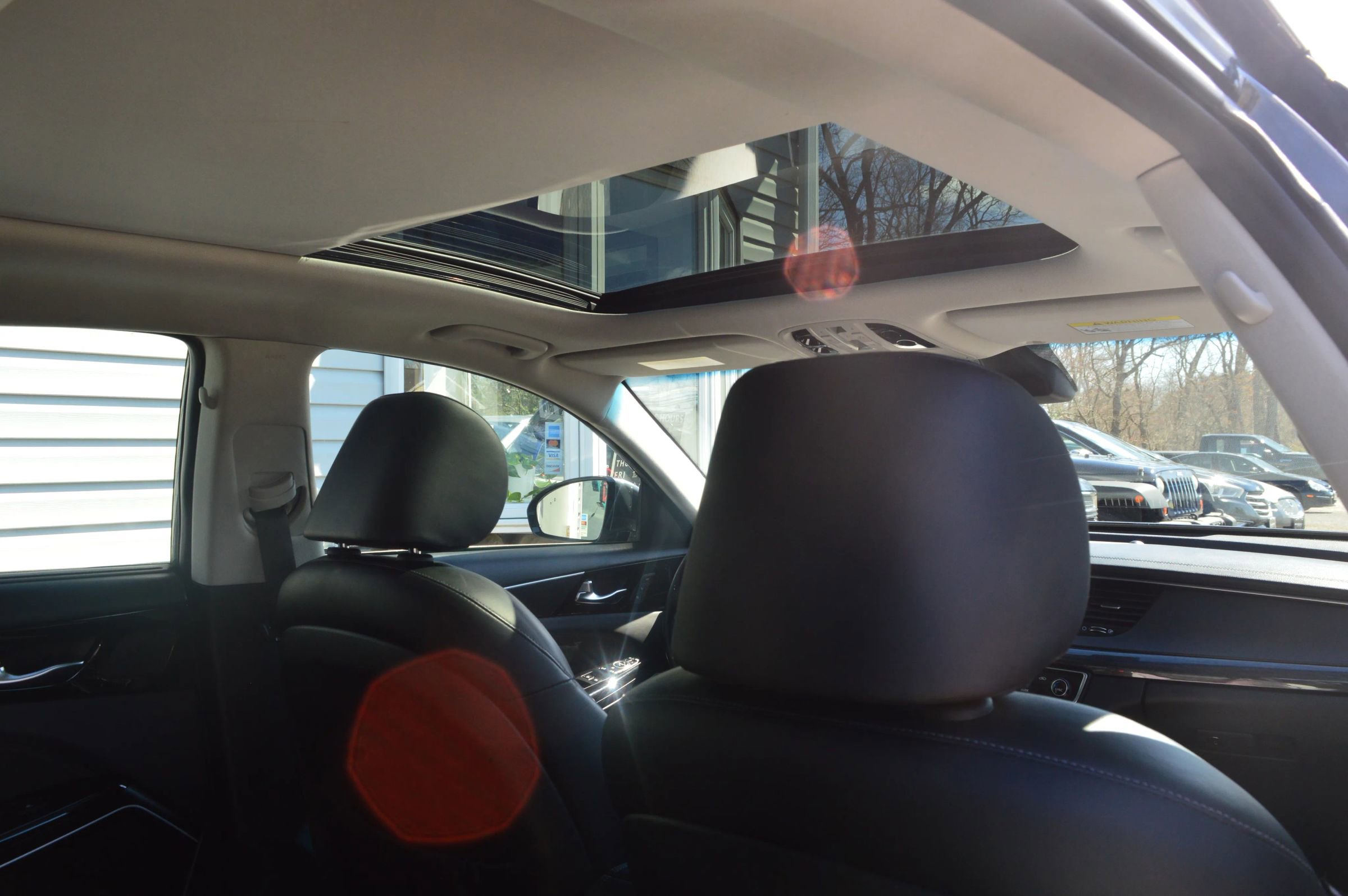 Used 2018 Kia Cadenza Limited image 23