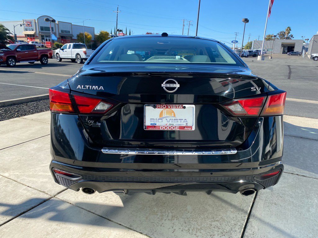 Used 2023 Nissan Altima 2.5 SV w/ SV Premium Package image 7