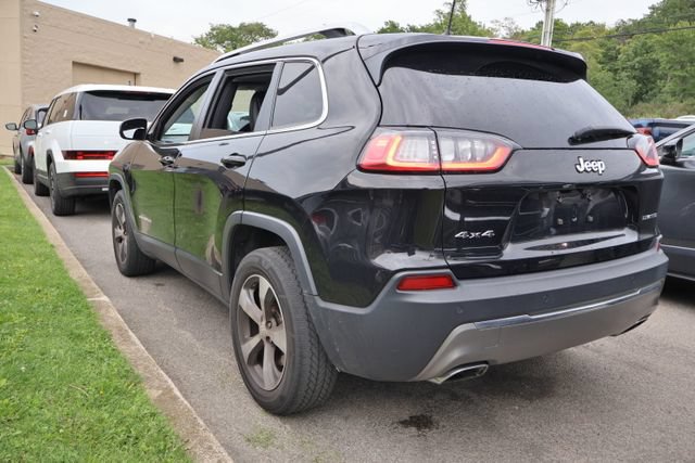 Used 2019 Jeep Cherokee Limited AWD/4WD image 3