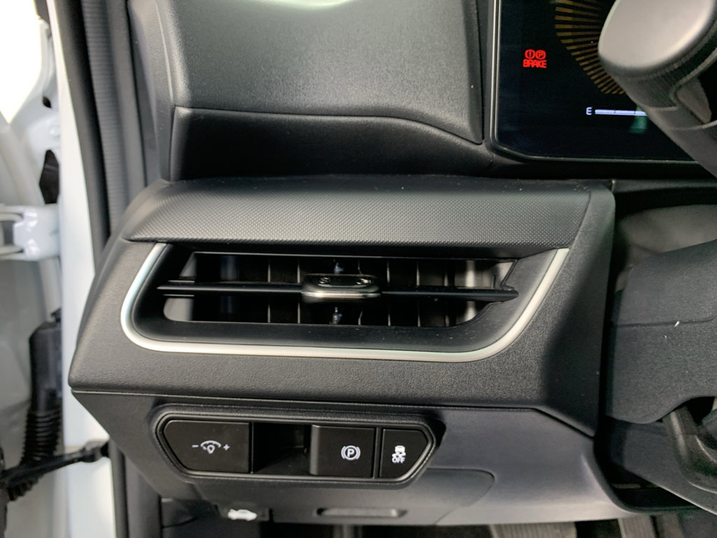 Used 2025 Kia K4 FWD image 17