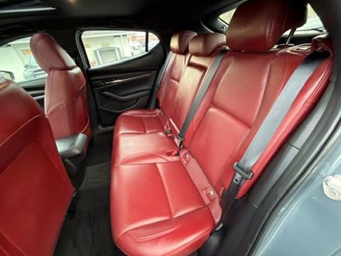 Used 2023 MAZDA MAZDA3 s image 25