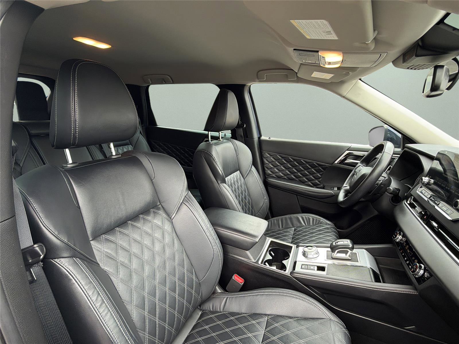Used 2022 Mitsubishi Outlander SEL AWD/4WD image 20