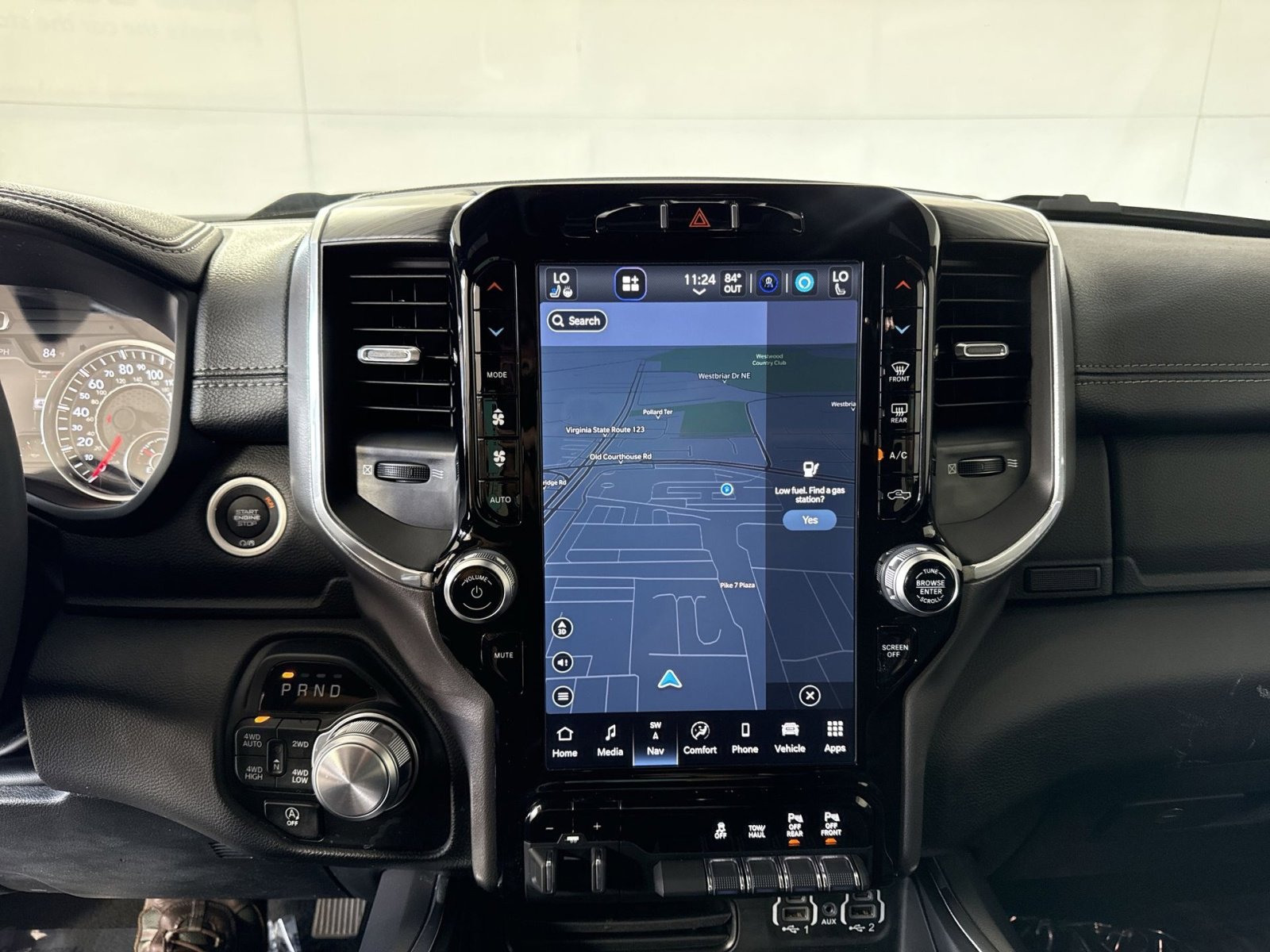 Used 2023 RAM 1500 Laramie image 20