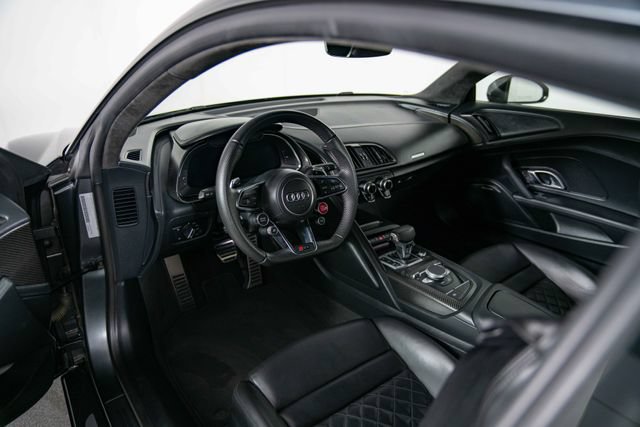 Used 2017 Audi R8 V10 plus AWD/4WD image 16