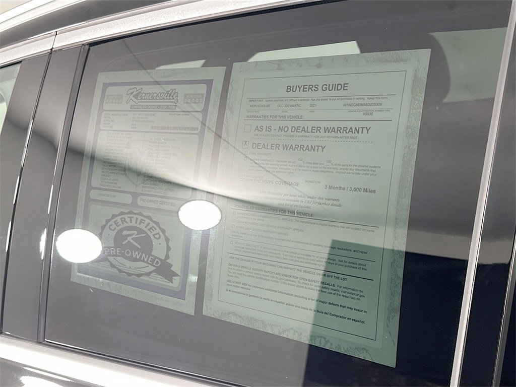 Used 2021 Mercedes-Benz GLC 300 4MATIC w/ Premium Package image 37