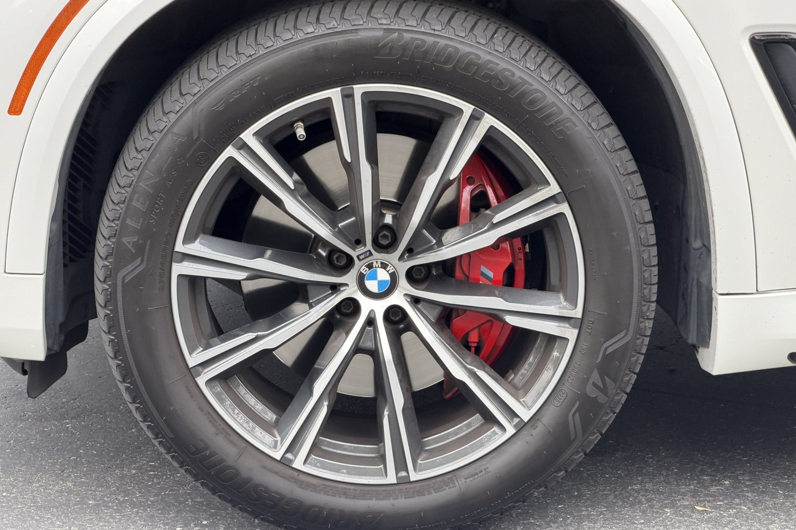 Used 2023 BMW X5 xDrive40i w/ Executive Package AWD/4WD image 30