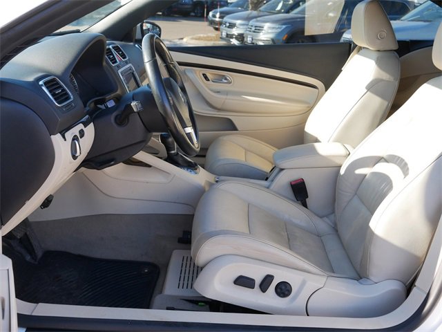 Used 2014 Volkswagen Eos Executive image 13