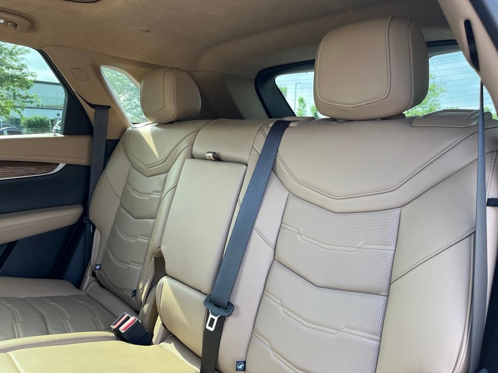 Used 2020 Cadillac XT5 Sportv w/ Platinum Package AWD/4WD image 22