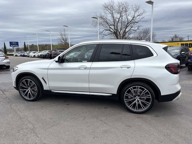 Used 2023 BMW X3 xDrive30i w/ Premium Package image 10