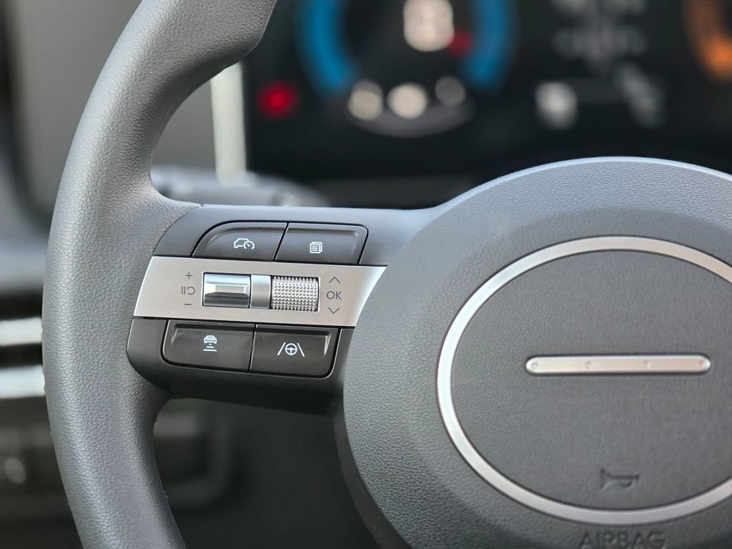 New 2026 Hyundai Tucson SE image 18