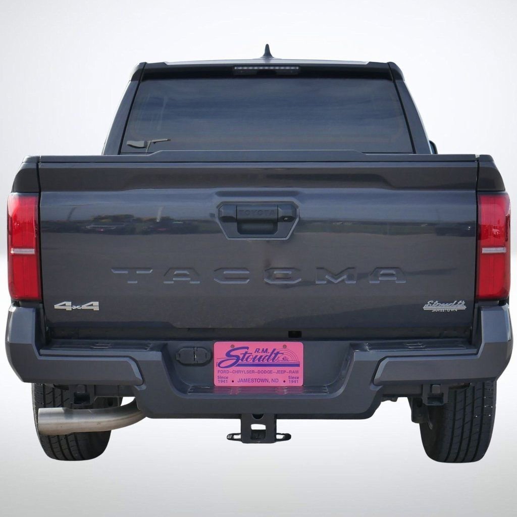 Used 2024 Toyota Tacoma SR5 image 3