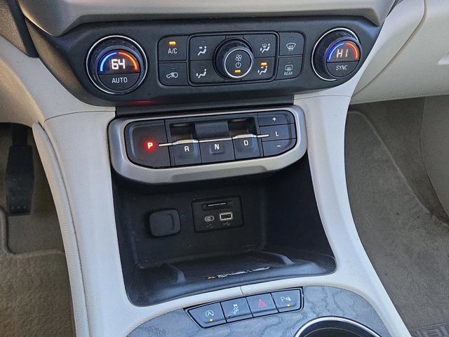 Used 2021 GMC Acadia Denali w/ Denali Technology Package image 31