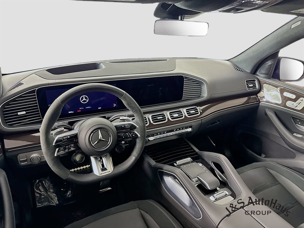 Used 2024 Mercedes-Benz GLS 63 AMG 4MATIC image 30
