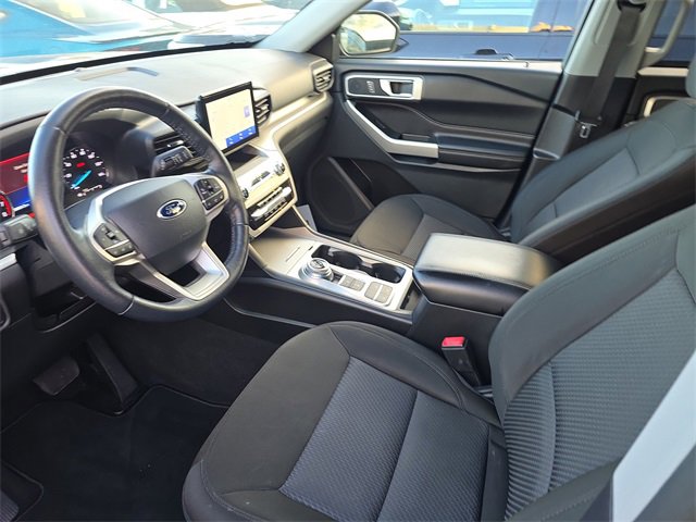 Used 2022 Ford Explorer XLT image 15
