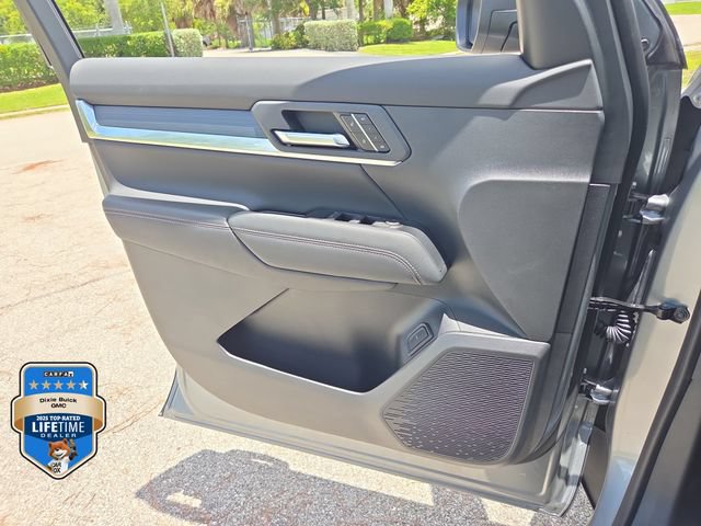 New 2027 GMC Terrain Elevation w/ Elevation Premium Package FWD image 19
